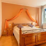 Ferienwohnung-2-Kranich-Villa-Vogelsang-In-Binz-3-Raum-Parkplatz-Wlan-Wintergarten-Terrasse