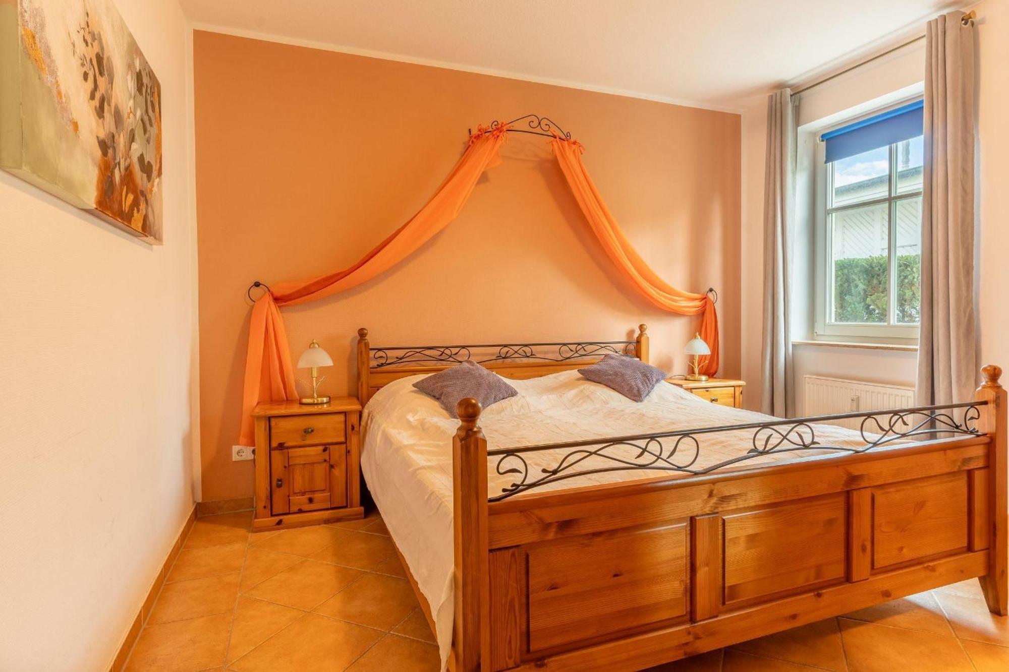 Ferienwohnung-2-kranich-villa-vogelsang-in-binz-3-raum-parkplatz-wlan-wintergarten-terrasse * Ostseebad Binz