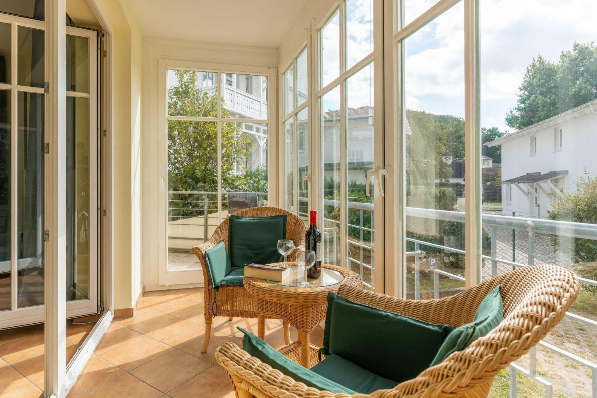 Ferienwohnung-2-kranich-villa-vogelsang-in-binz-3-raum-parkplatz-wlan-wintergarten-terrasse Apartment *