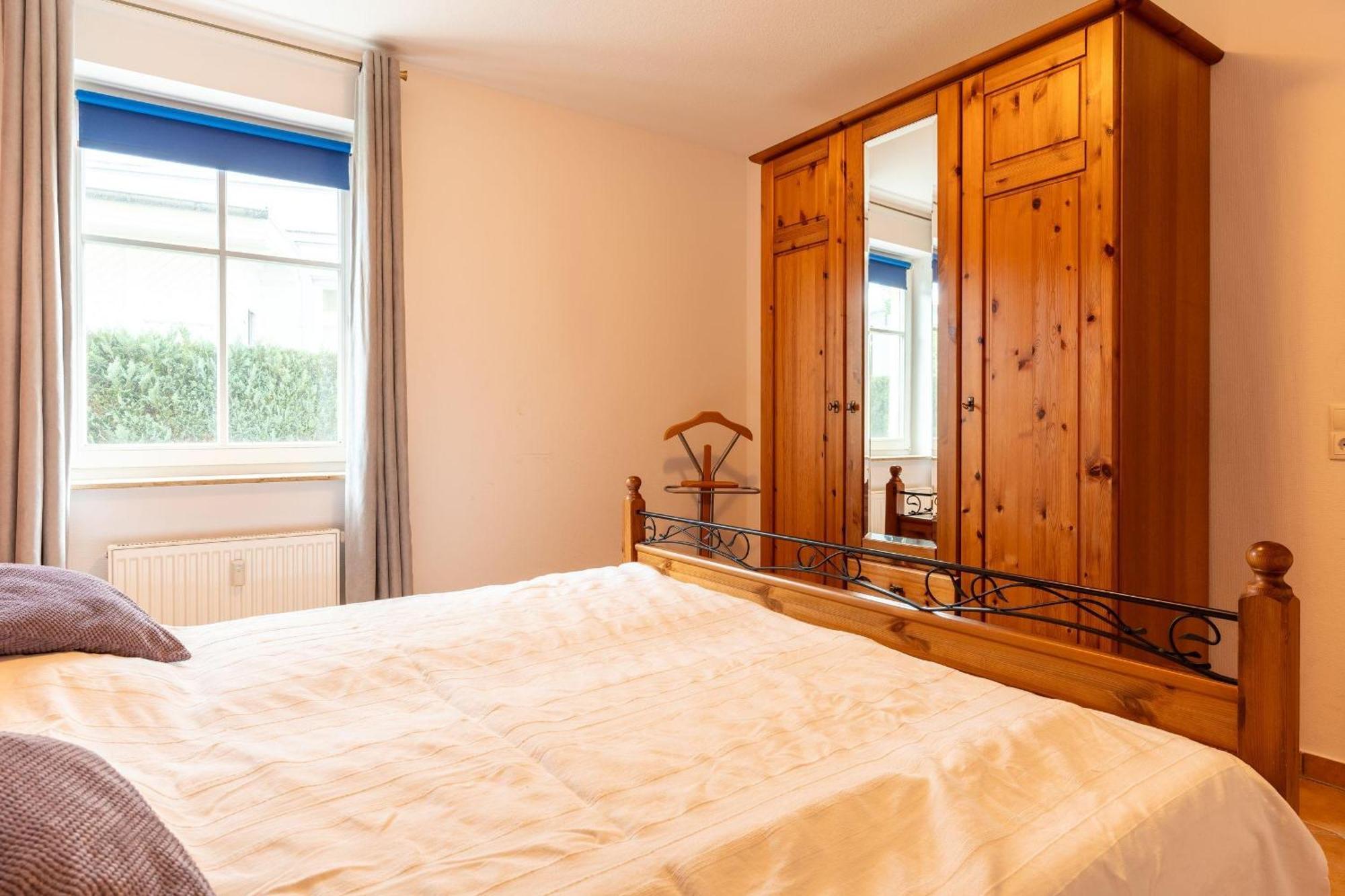 Ferienwohnung-2-kranich-villa-vogelsang-in-binz-3-raum-parkplatz-wlan-wintergarten-terrasse Apartment *