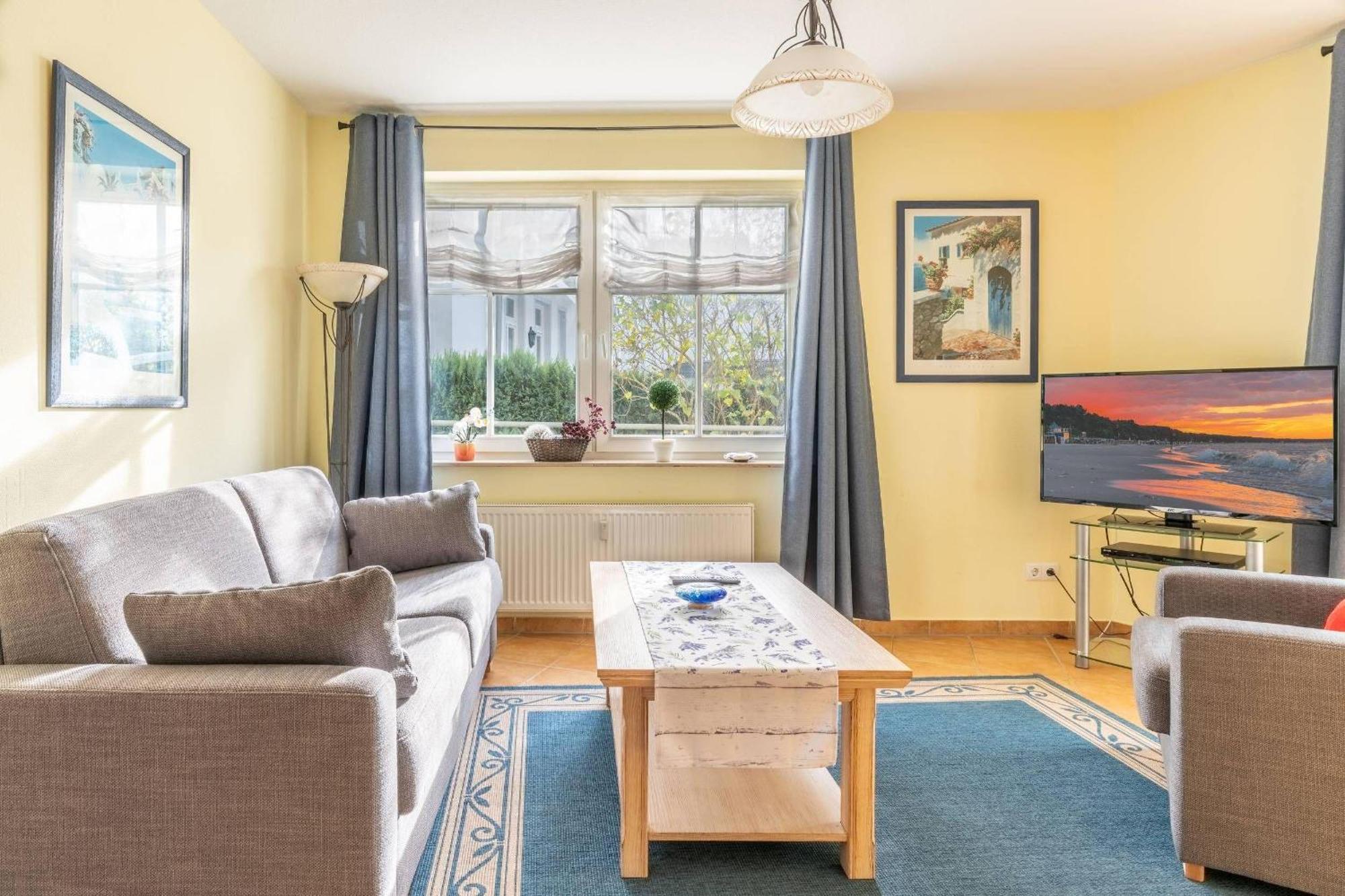 Ferienwohnung-2-kranich-villa-vogelsang-in-binz-3-raum-parkplatz-wlan-wintergarten-terrasse Apartment